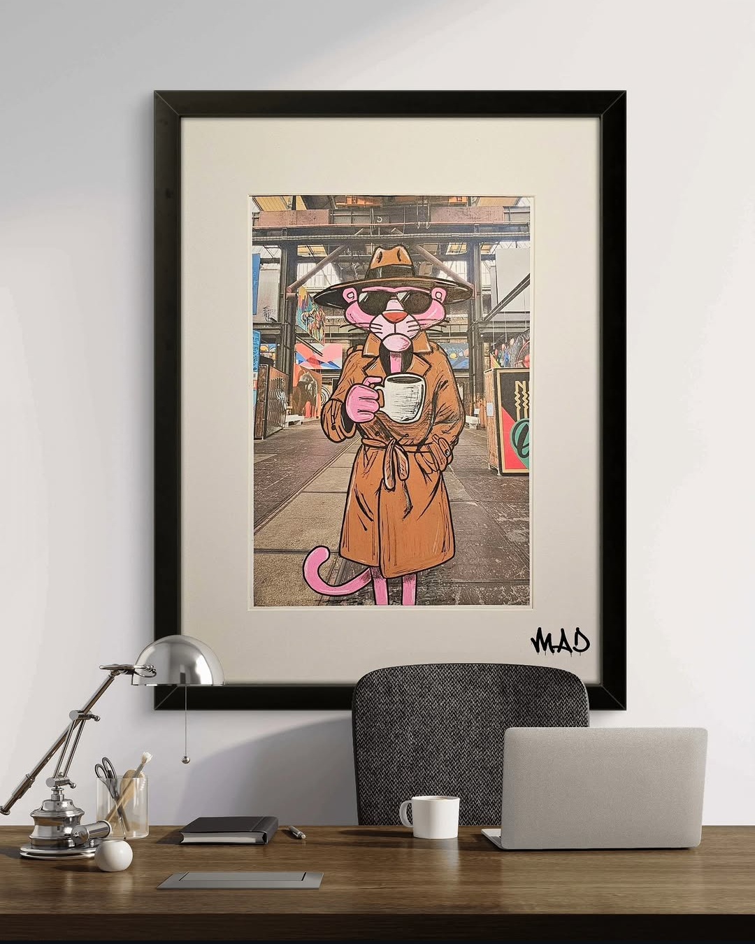 Pink Panther leads the investigation... in Amsterdam! — 1